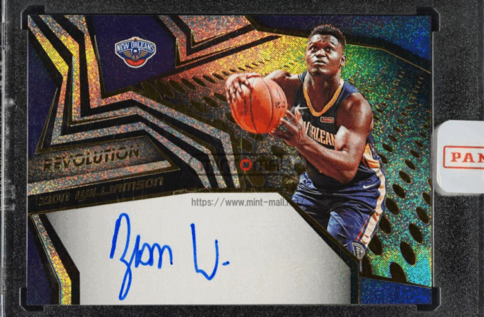 2019-20 Panini Revolution Rookie Autographs Zion Williamson RC (ON CARD)
